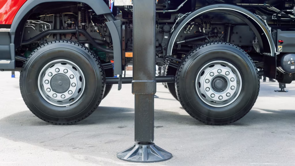 outrigger car crane as an application for sequence valves